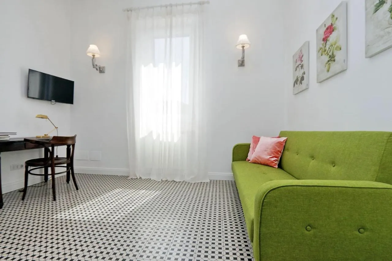 Garibaldi 3 Apartment Rome